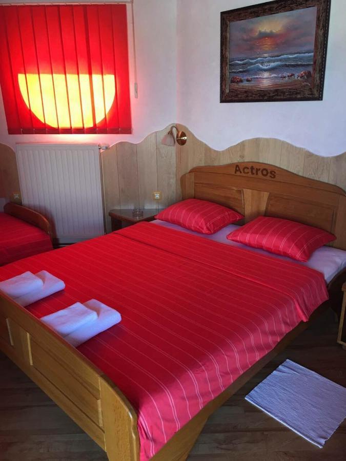 Motel Pizzeria Actros Nova Topola Dış mekan fotoğraf